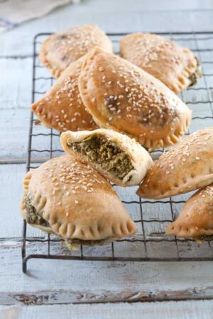 Sambusak with Spinach And 4 Cheeses