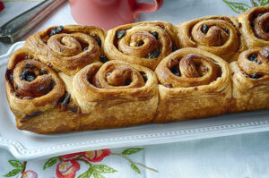 Feta Loaf With Honey And Raisins