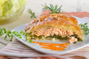 Salmon With Baby Spinach In Puff Dough Roll