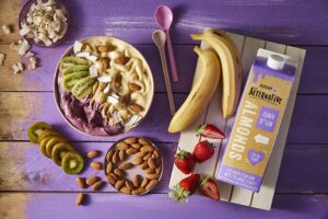 Mango-Blueberry Smoothie Bowl